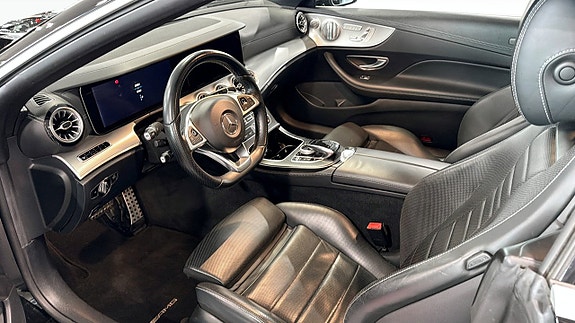Mercedes-Benz E220 7 of 9