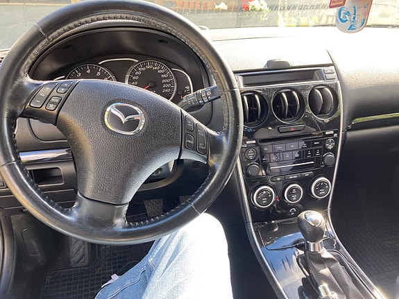 Mazda 6 4 of 4
