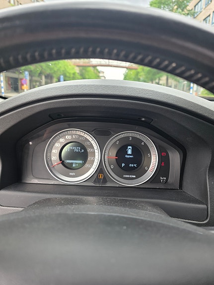 Volvo V70 5 of 6