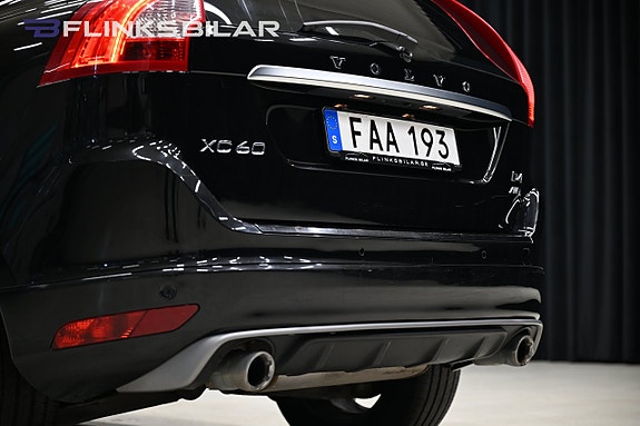 Volvo XC60 4 of 29
