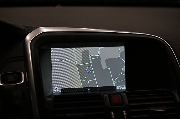 Volvo XC60 15 of 29