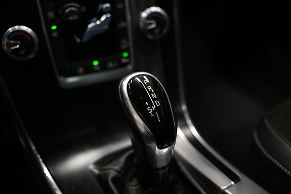 Volvo XC60 12 of 29