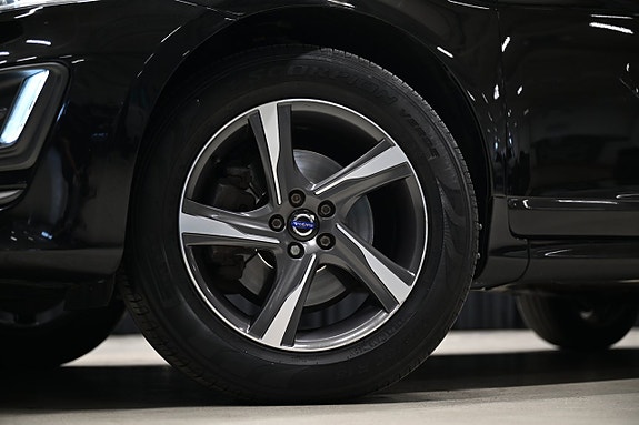 Volvo XC60 10 of 29