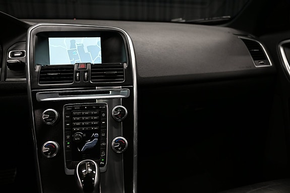 Volvo XC60 24 of 29