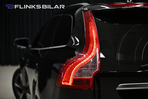 Volvo XC60 3 of 29