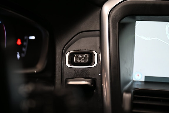 Volvo XC60 23 of 29
