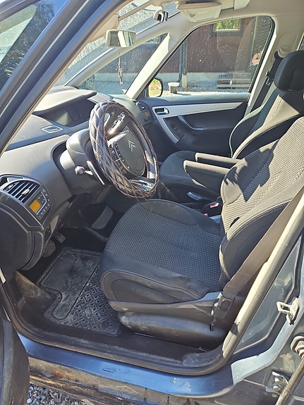 Citroen Grand C4 Picasso 4 of 5