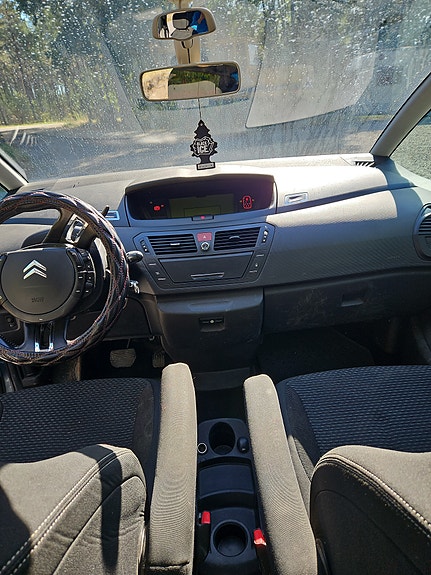 Citroen Grand C4 Picasso 5 of 5