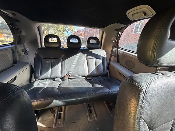 Chrysler Grand Voyager 4 of 8