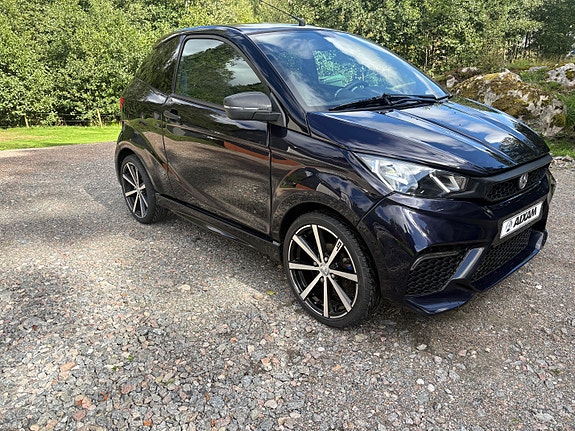 Aixam Aixam Coupe GTI S9 2021 | Fullservad | Nyservad | Sommar- & Vinterhjul 3 of 11