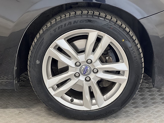 Volvo V60 22 of 24