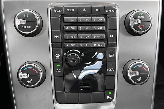 Volvo V60 16 of 24