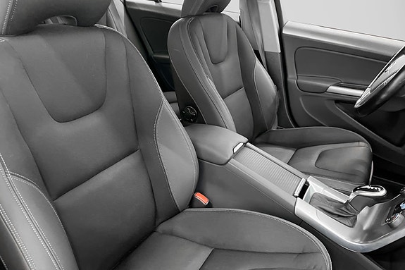 Volvo V60 18 of 24