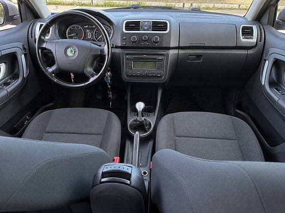Skoda Fabia 7 of 12