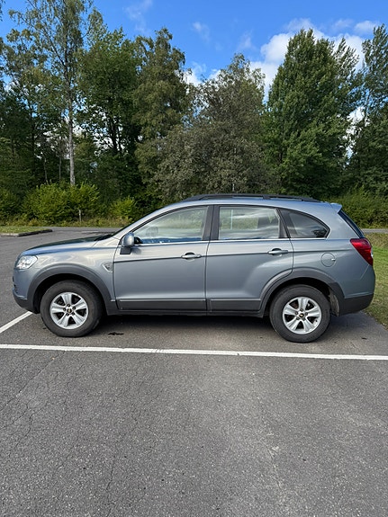 Chevrolet Captiva 4 of 7