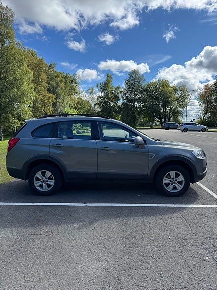 Chevrolet Captiva 5 of 7