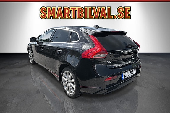 Volvo V40 6 of 23