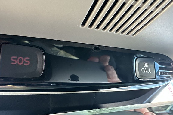 Volvo V40 19 of 23