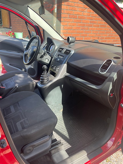 Suzuki Splash 5 of 14