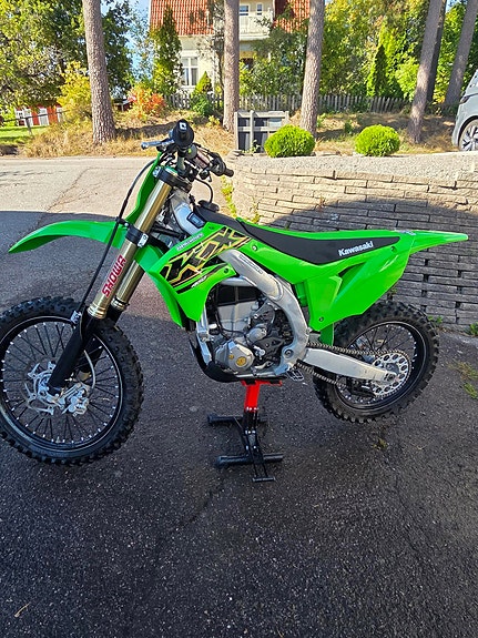 Kawasaki Kxf 450 2 of 6