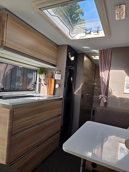 Adria Altea 552 PK 6 of 9