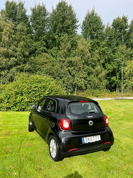 Smart Forfour 2 of 9