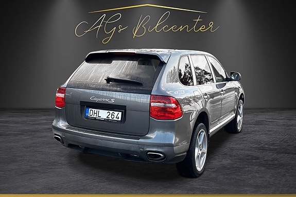 Porsche Cayenne S 9 of 25