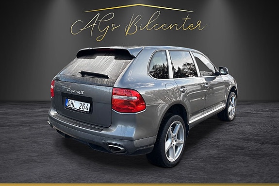 Porsche Cayenne S 12 of 25