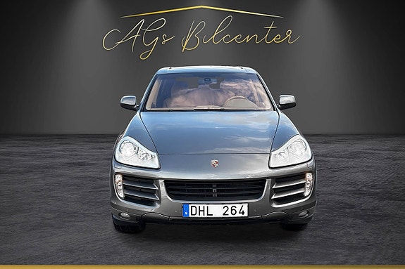 Porsche Cayenne S 5 of 25