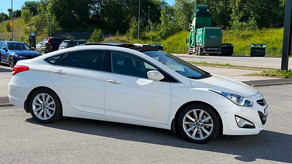 Hyundai i40 3 of 5