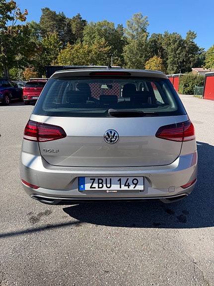 Volkswagen Golf VII 3 of 12