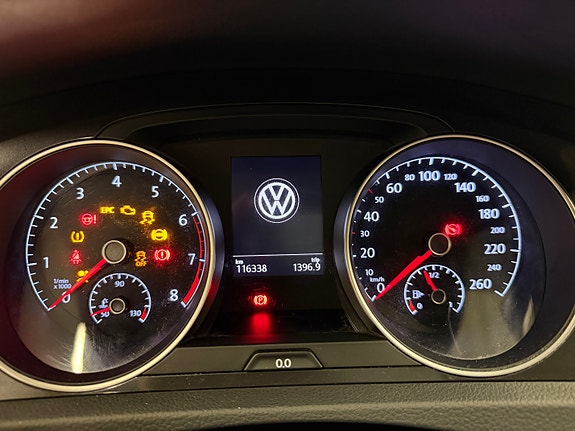 Volkswagen Golf VII 7 of 12