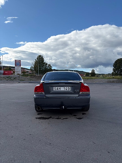 Volvo S60 6 of 10