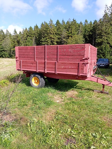 International 430D 3 of 6