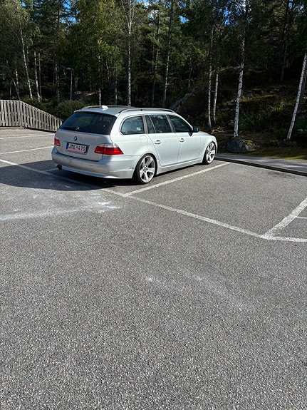 BMW 520d 2 of 6