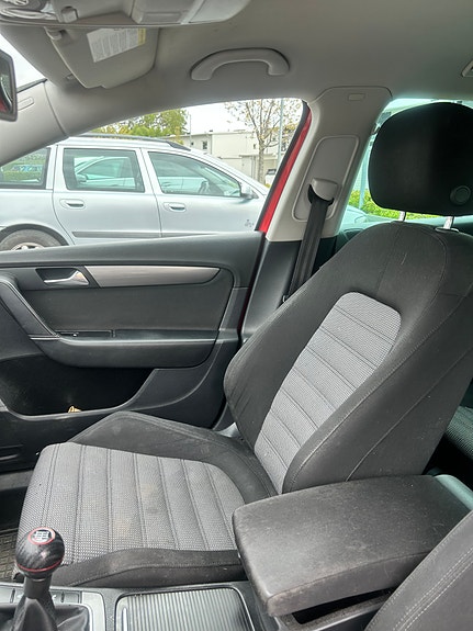Volkswagen Passat 7 of 8