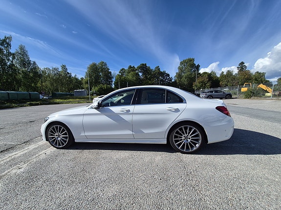 Mercedes-Benz C220 d 3 of 14