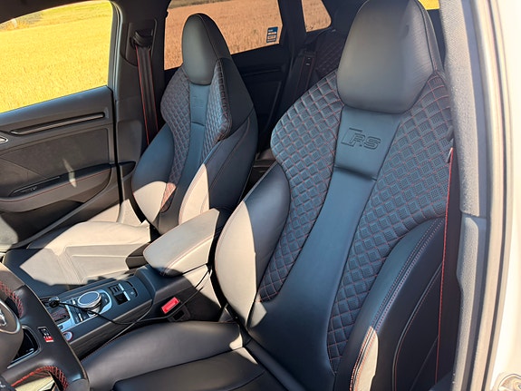 Audi RS3 9 of 11