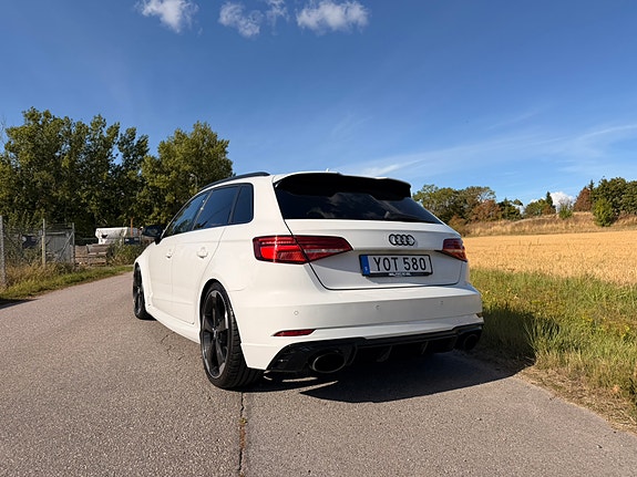 Audi RS3 3 of 11