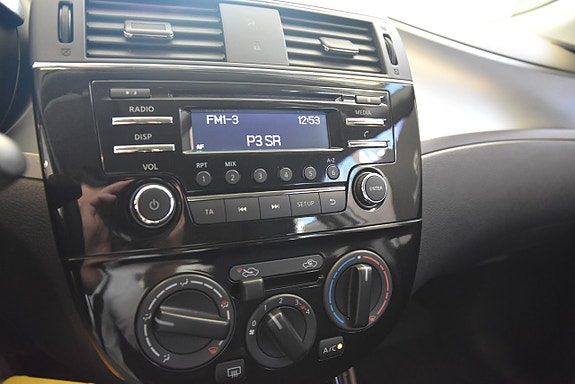 Nissan Pulsar 10 of 12