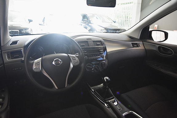 Nissan Pulsar 6 of 12