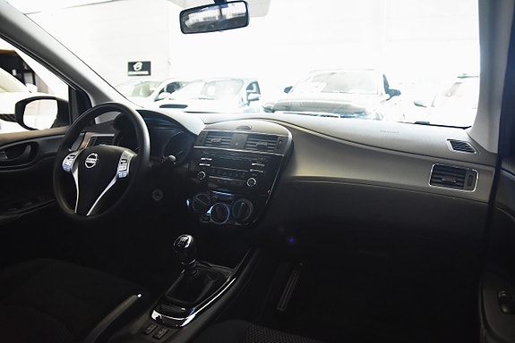 Nissan Pulsar 9 of 12