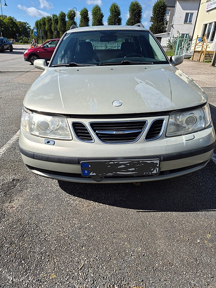 Saab 9-5 4 of 6