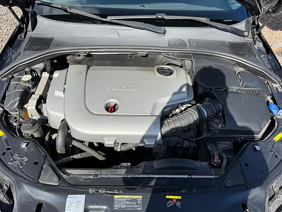 Volvo V70 10 of 15