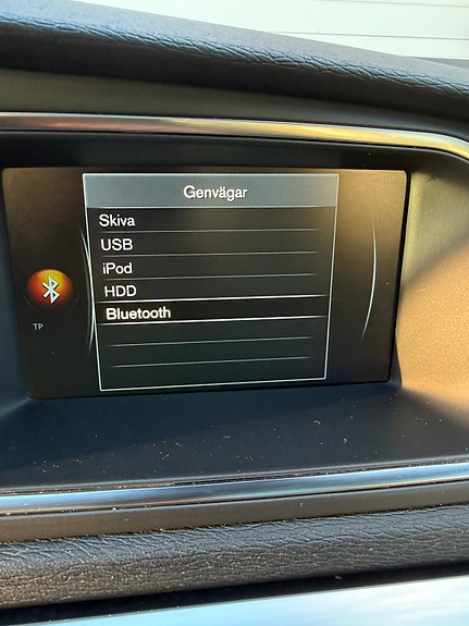 Volvo V40 15 of 27