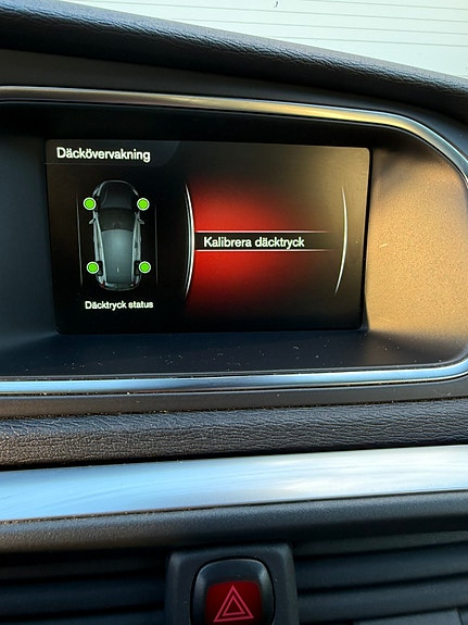 Volvo V40 18 of 27