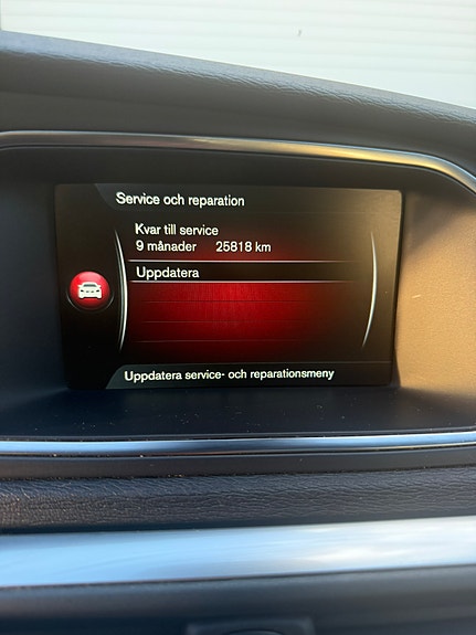 Volvo V40 24 of 27