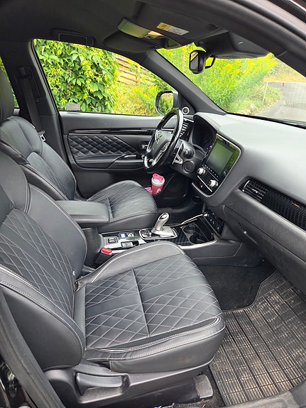 Mitsubishi Outlander 4 of 7