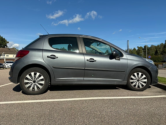 Peugeot 207 3 of 6