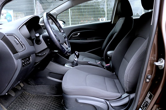 Kia Rio 11 of 22
